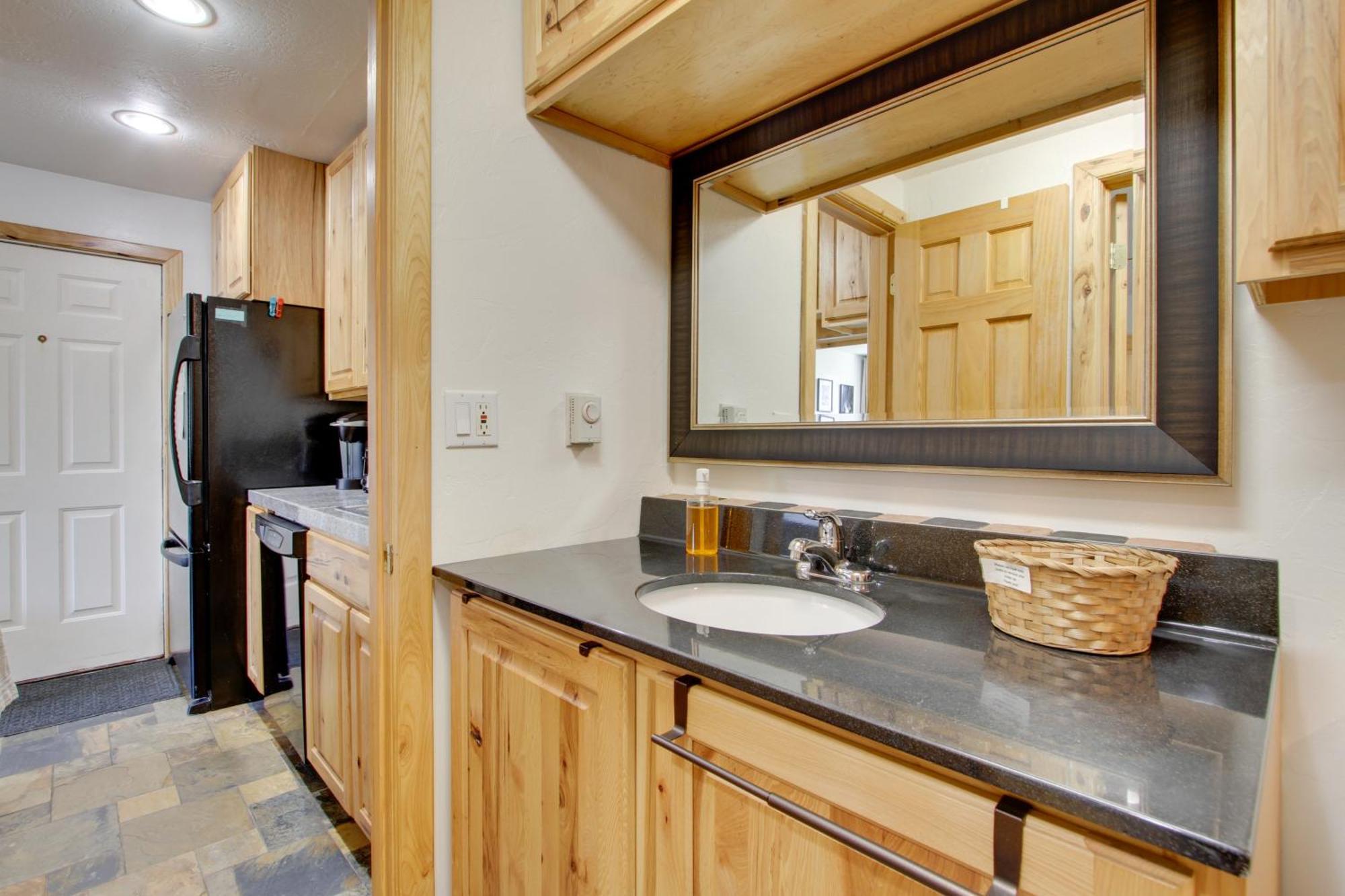 Modern Mountain-View Condo At Big Sky Resort! Exterior photo